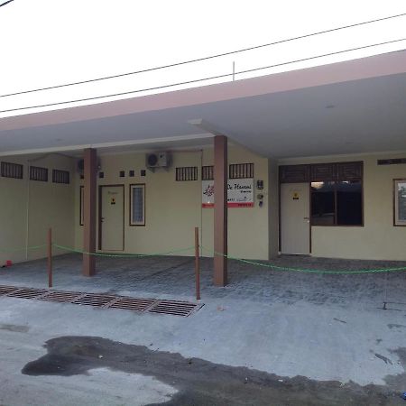 De Hanami Homestay Cirebon Bagian luar foto