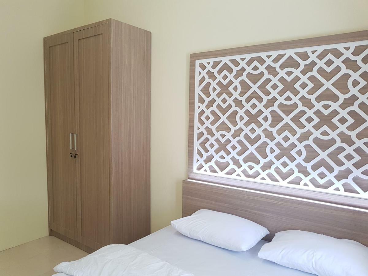 De Hanami Homestay Cirebon Bagian luar foto