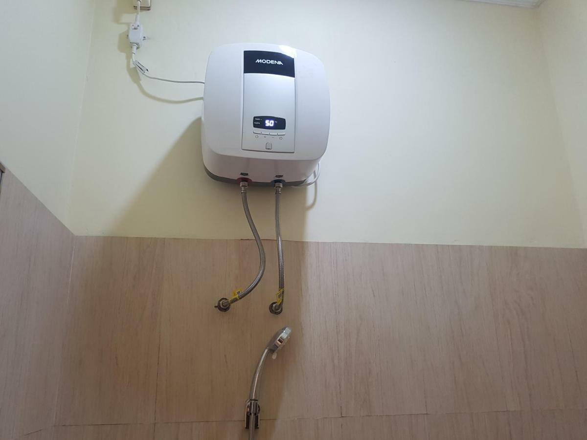 De Hanami Homestay Cirebon Bagian luar foto